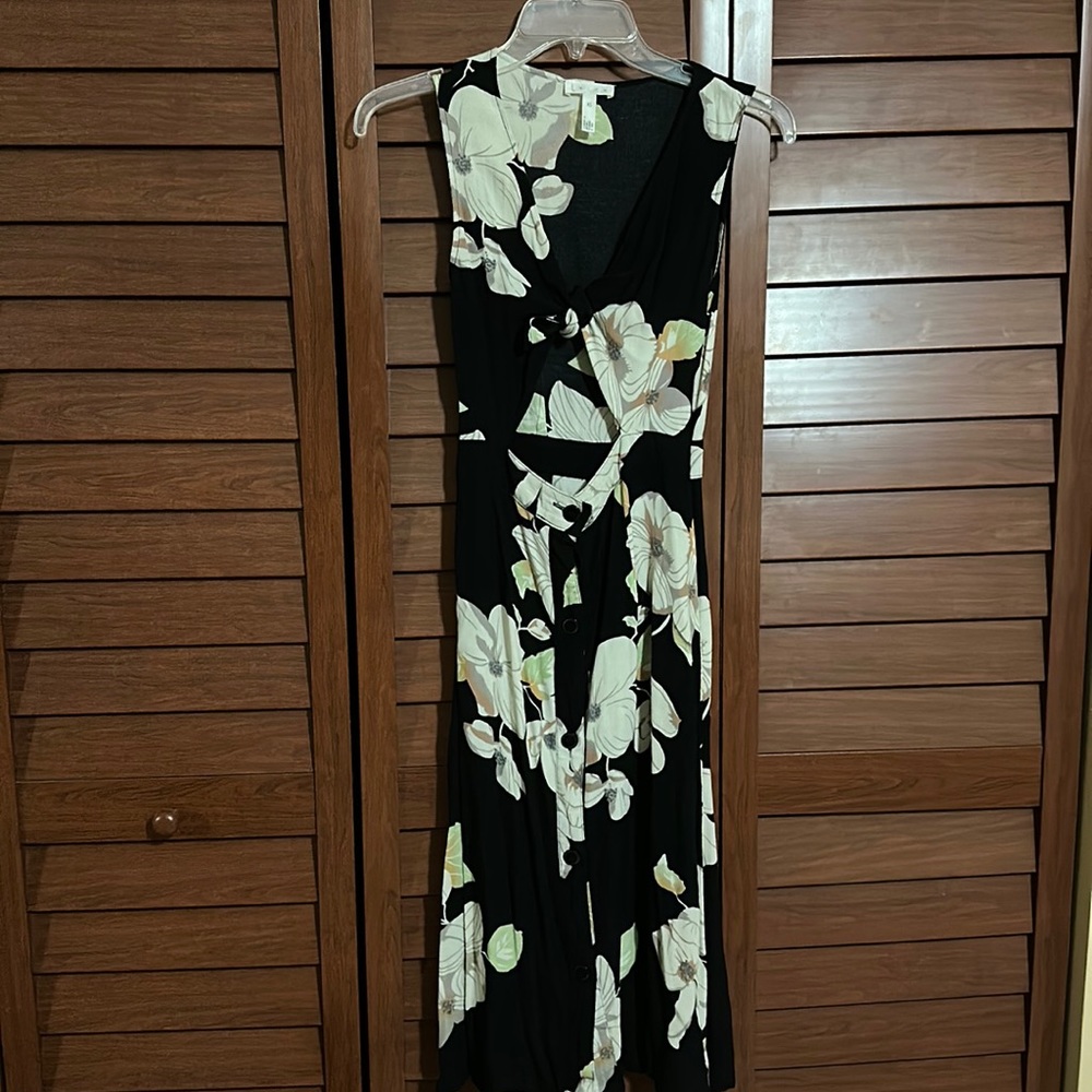 Summer dress - Picture 2 of 6